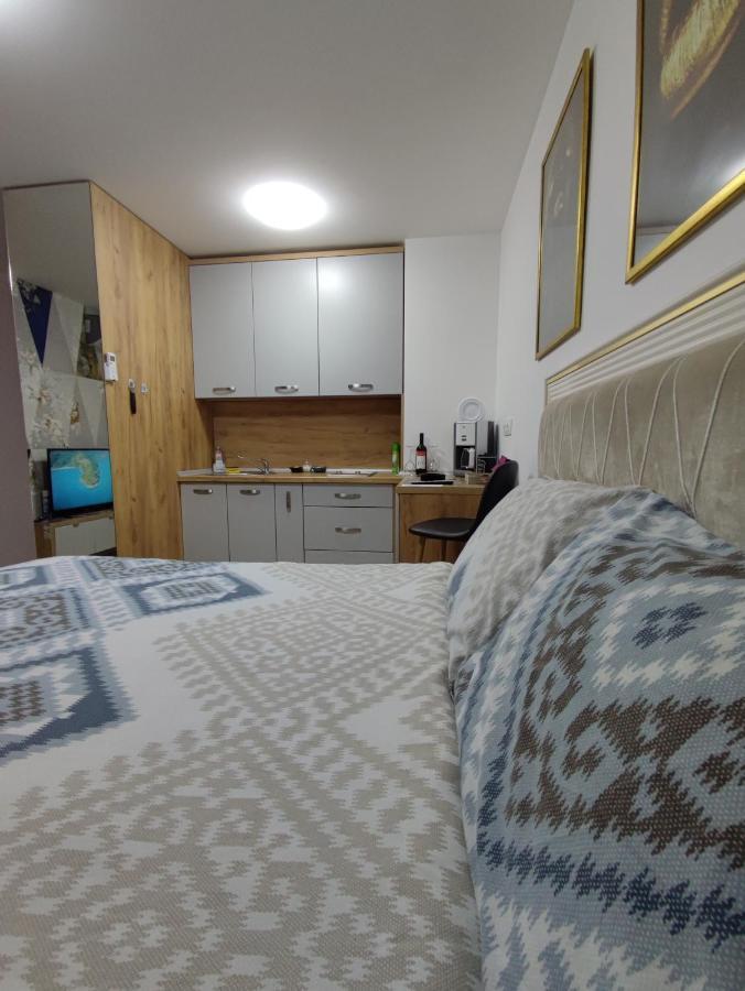 Identity By Nights & Smiles Apartment Tuzla Ngoại thất bức ảnh