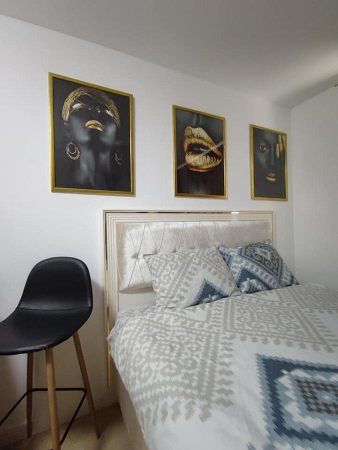 Identity By Nights & Smiles Apartment Tuzla Ngoại thất bức ảnh